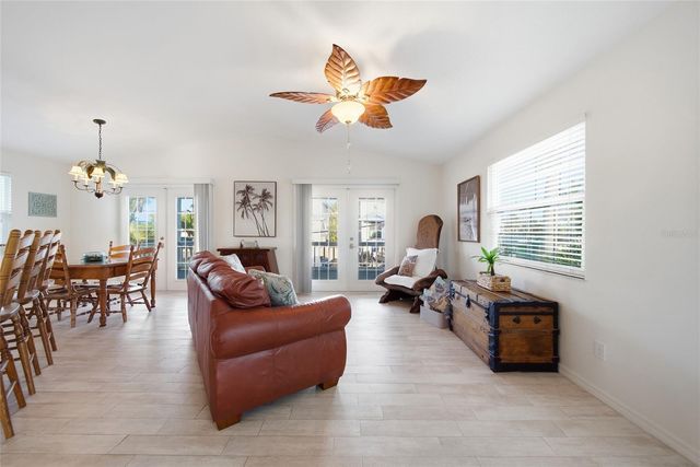 2112 AVENUE B, Bradenton Beach, FL 34217