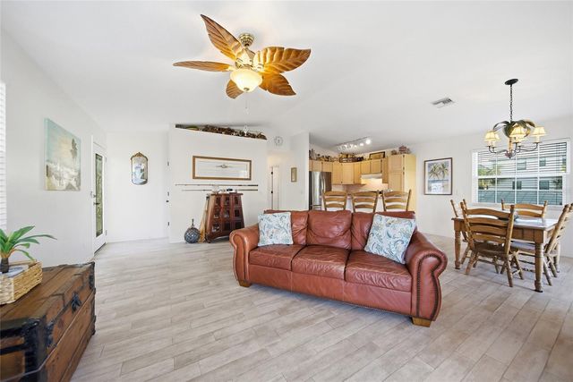 2112 AVENUE B, Bradenton Beach, FL 34217