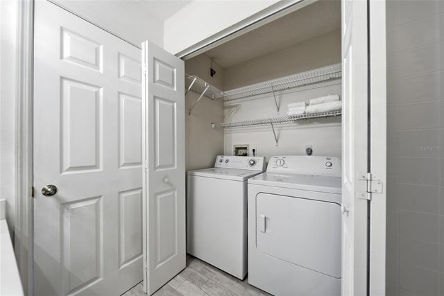 2112 AVENUE B, Bradenton Beach, FL 34217