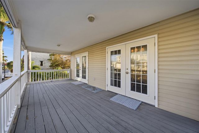 2112 AVENUE B, Bradenton Beach, FL 34217