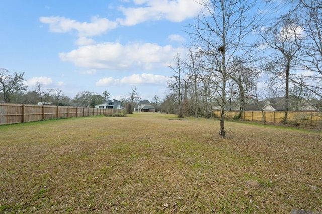 3207 Valentine Rd, Baton Rouge, LA 70816