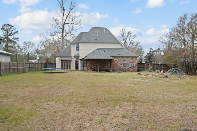 3207 Valentine Rd, Baton Rouge, LA 70816