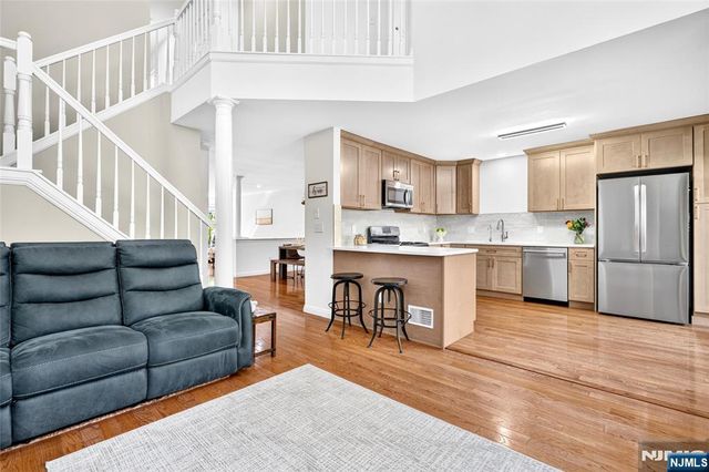 404 Green Mountain Road, Mahwah, NJ 07430