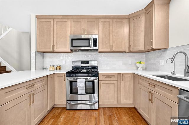 404 Green Mountain Road, Mahwah, NJ 07430