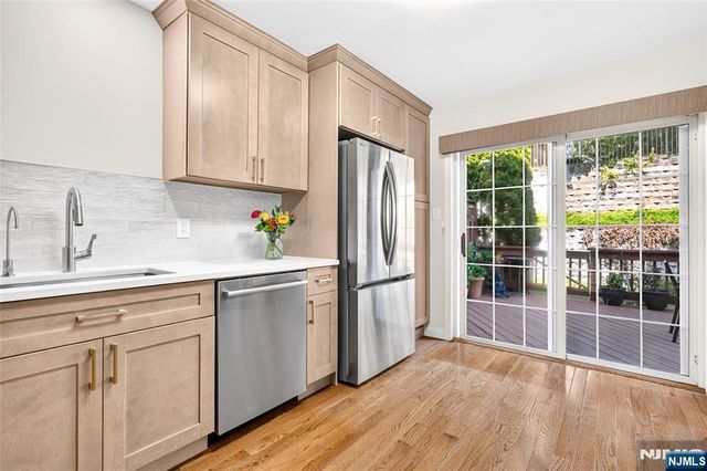 404 Green Mountain Road, Mahwah, NJ 07430
