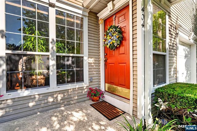 404 Green Mountain Road, Mahwah, NJ 07430