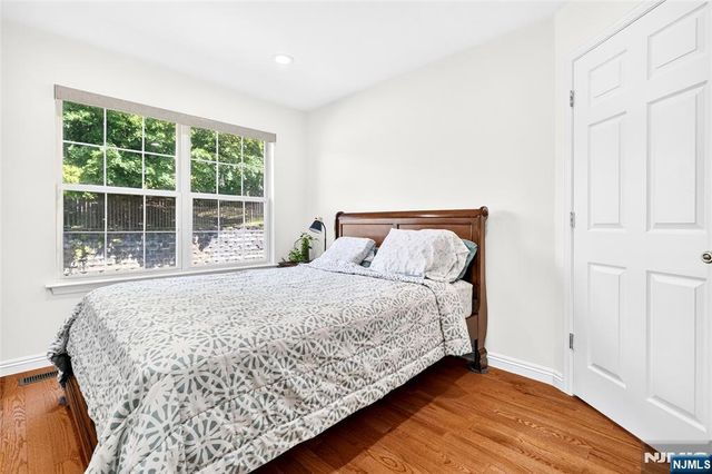 404 Green Mountain Road, Mahwah, NJ 07430