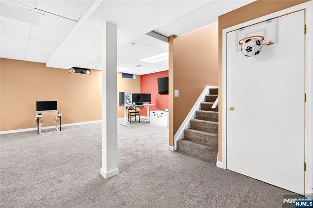 404 Green Mountain Road, Mahwah, NJ 07430
