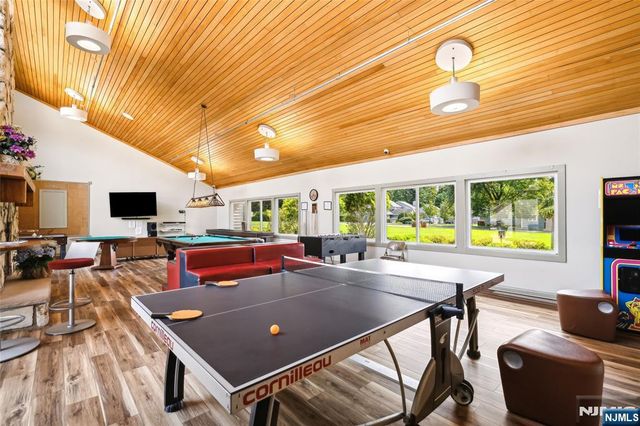 404 Green Mountain Road, Mahwah, NJ 07430