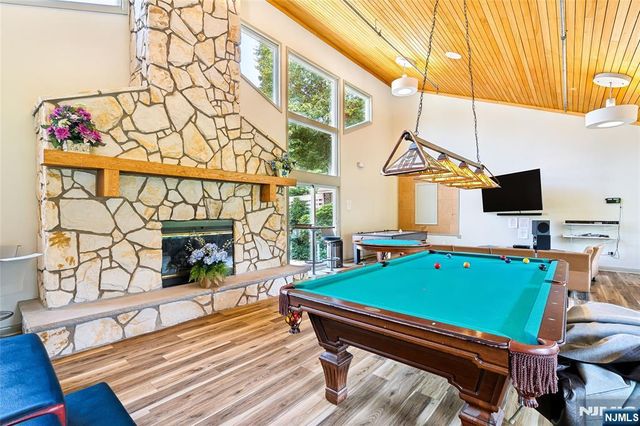 404 Green Mountain Road, Mahwah, NJ 07430
