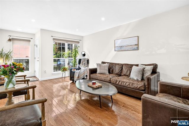 404 Green Mountain Road, Mahwah, NJ 07430