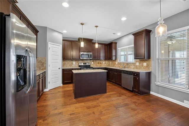 4127 Brittany Park Court, Ellenwood, GA 30294