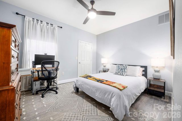 600 Vista Lake Drive 4, Candler, NC 28715
