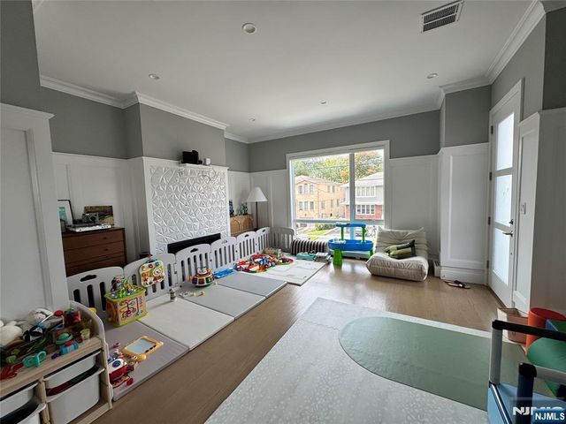 336 A Highland Avenue, Palisades Park, NJ 07650