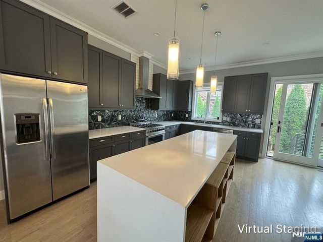336 A Highland Avenue, Palisades Park, NJ 07650