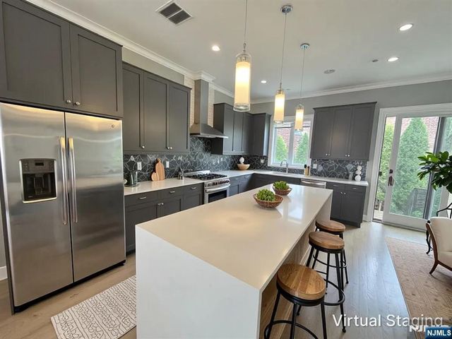 336 A Highland Avenue, Palisades Park, NJ 07650