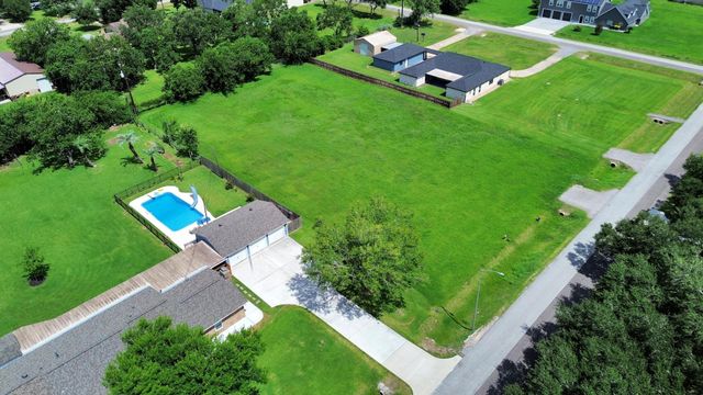 3818 Wingtail Way, Pearland, TX 77584