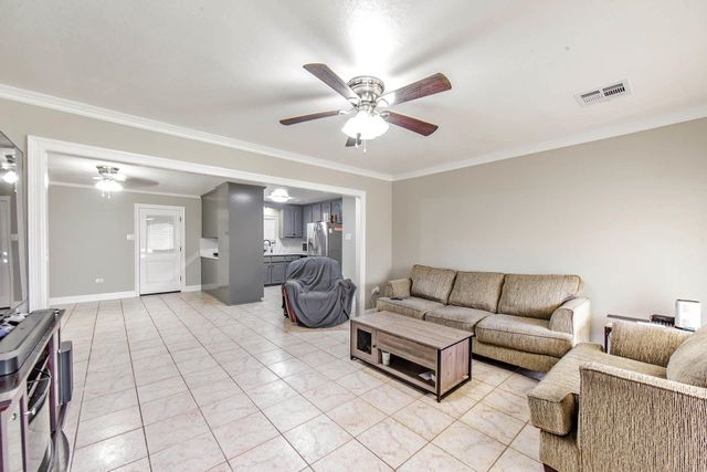 818 Oak Lane, Thibodaux, LA 70301