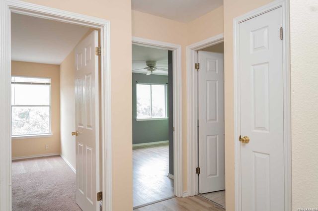 4806 CRESTWOOD HILL DR, San Antonio, TX 78244