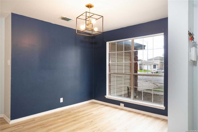 4806 CRESTWOOD HILL DR, San Antonio, TX 78244