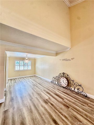 2860 E Hempstead, Anaheim, CA 92806