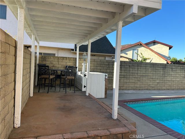 2860 E Hempstead, Anaheim, CA 92806