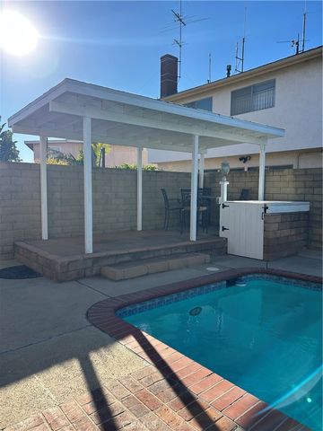 2860 E Hempstead, Anaheim, CA 92806