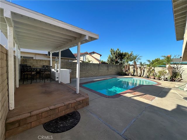 2860 E Hempstead, Anaheim, CA 92806