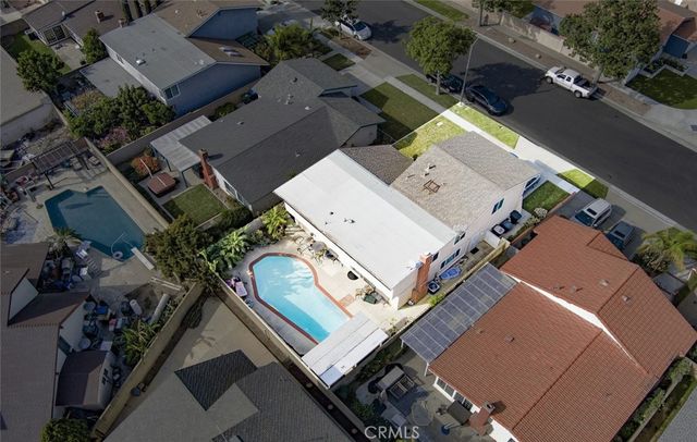 2860 E Hempstead, Anaheim, CA 92806