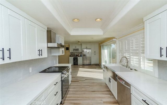 2860 E Hempstead, Anaheim, CA 92806