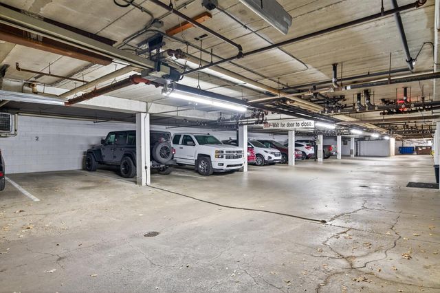 3850 Plymouth Boulevard 117, Plymouth, MN 55446