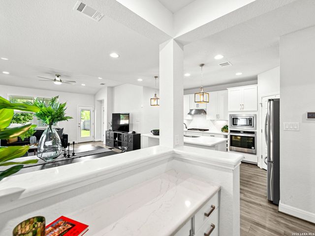 12802 Fairview Farms, San Antonio, TX 78249