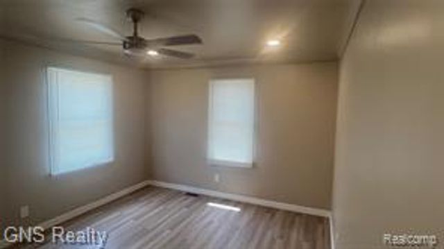 19419 Carrie Street, Detroit, MI 48234