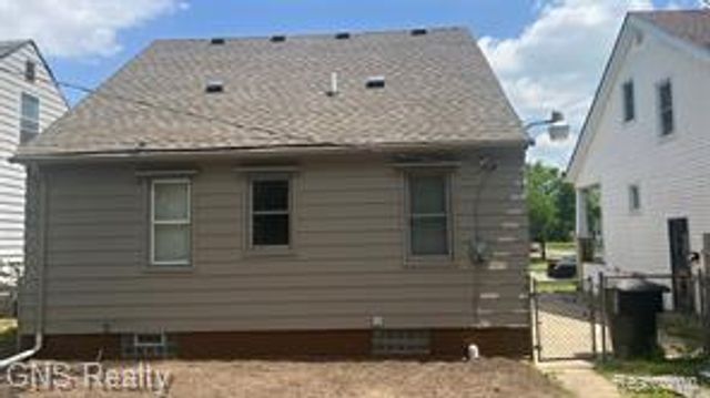 19419 Carrie Street, Detroit, MI 48234