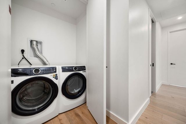 610 Davis ST 3308, Austin, TX 78701