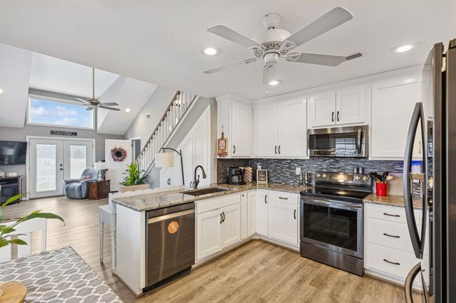 403 Bland Rd, Estill Springs, TN 37330