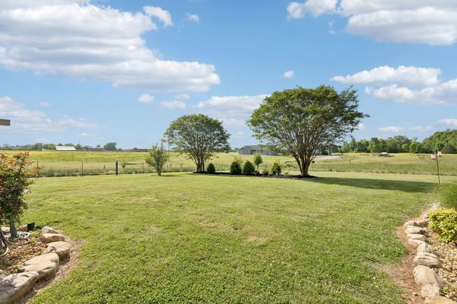 403 Bland Rd, Estill Springs, TN 37330