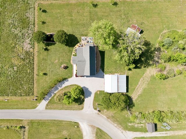 403 Bland Rd, Estill Springs, TN 37330