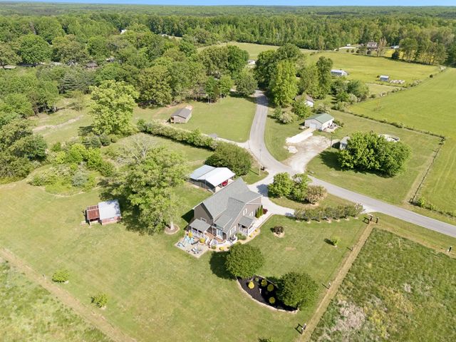 403 Bland Rd, Estill Springs, TN 37330