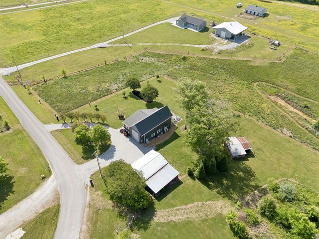 403 Bland Rd, Estill Springs, TN 37330