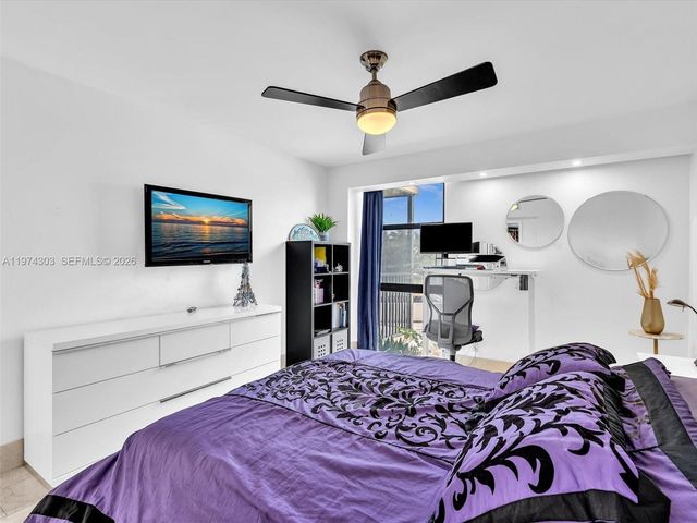 20335 W Country Club Dr 310, Aventura, FL 33180