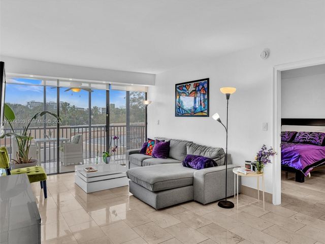 20335 W Country Club Dr 310, Aventura, FL 33180