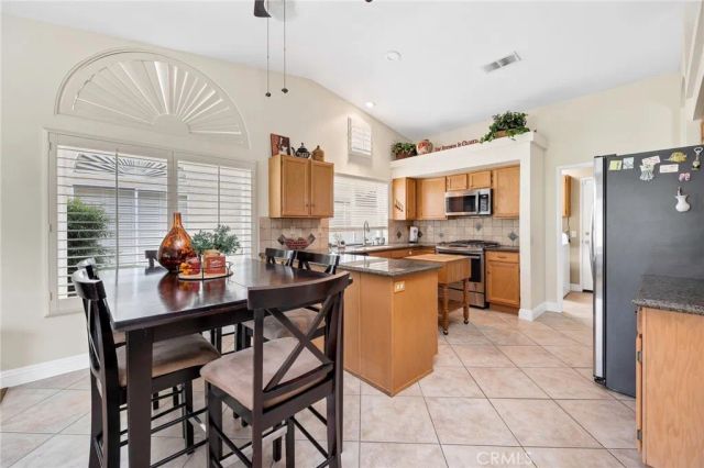 2767 Banyan Tree, Hemet, CA 92545