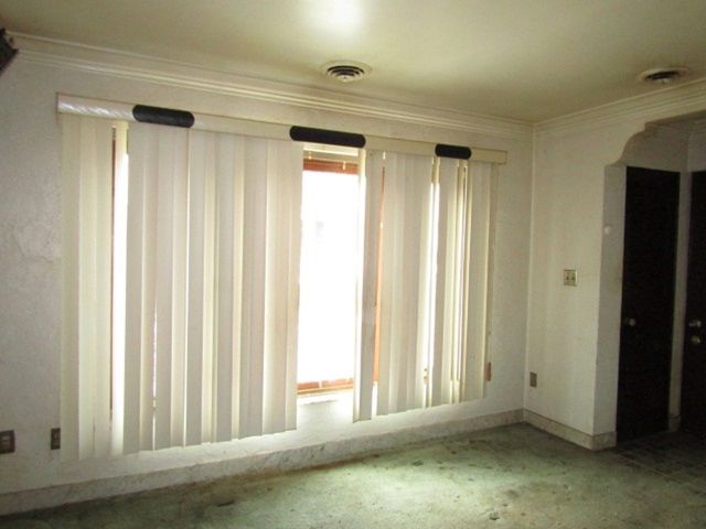 219 Camp Ave, Braddock, PA 15104