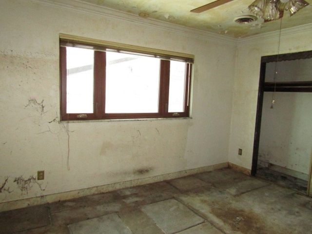 219 Camp Ave, Braddock, PA 15104