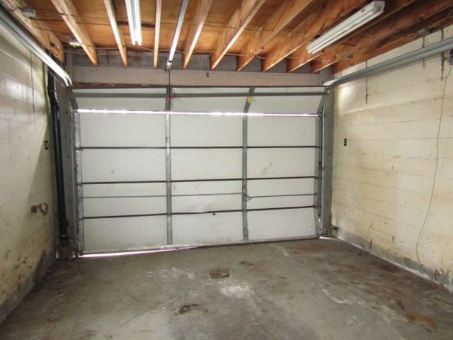 219 Camp Ave, Braddock, PA 15104