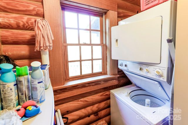 114 Birddog Boulevard, Lake Lure, NC 28746