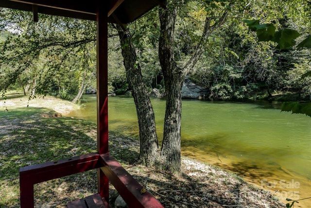 114 Birddog Boulevard, Lake Lure, NC 28746