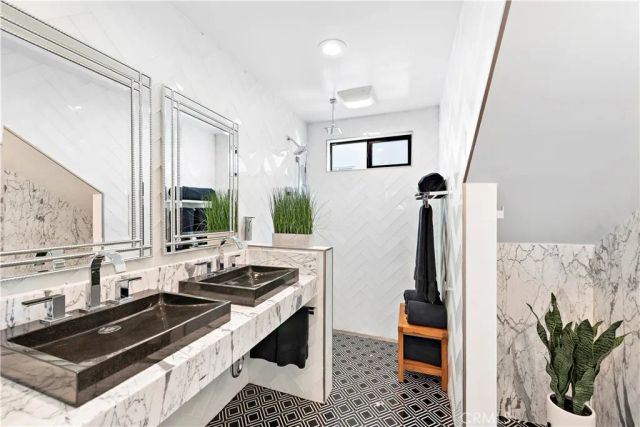 2966 Terry Road, Laguna Beach, CA 92651