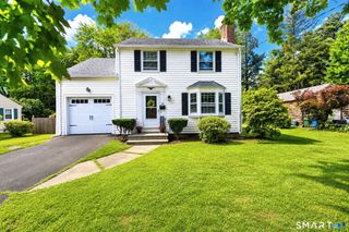 33 Elton Drive, Newington, CT 06111